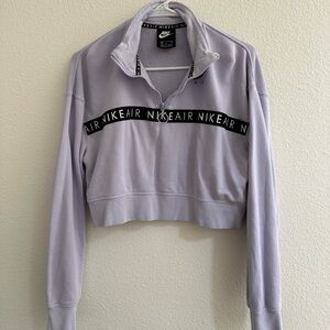 Nike Crop Sweater